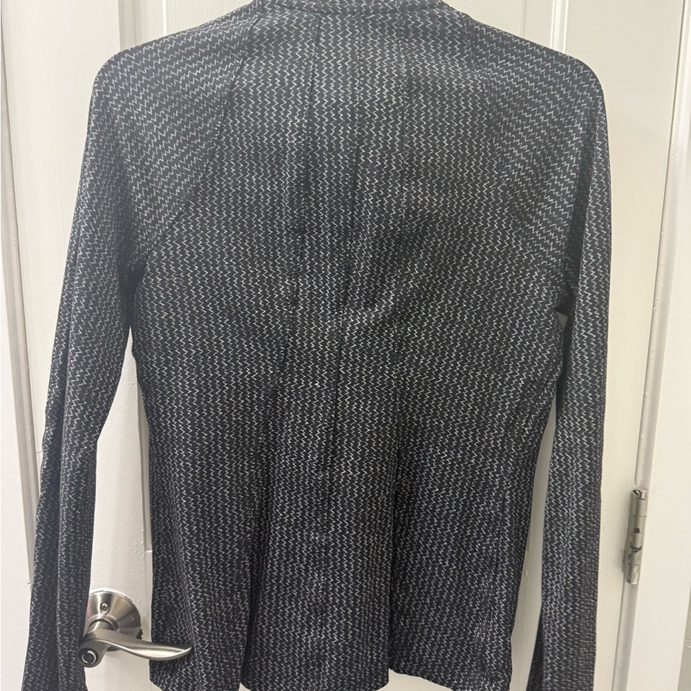 Athleta Heartbeat Hope Herringbone Full Zip Athletic Jacket | Medium - Picture 4 of 7